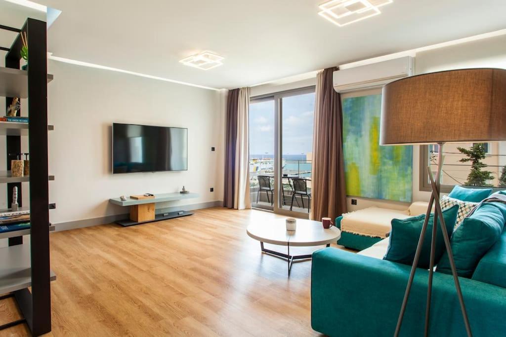 Minimal Loft Art With Sea View Over Heraklion Harbour Esterno foto